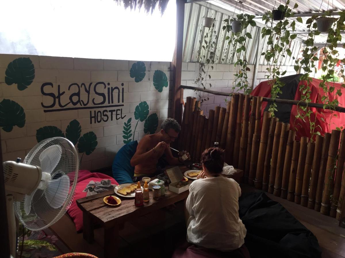 Owl Hostel Karimunjawa Exterior foto